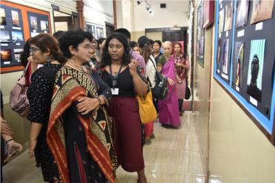JR students Photo Exhibition