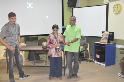 Students from Prabodhan Vidyalaya, Ambatha visited